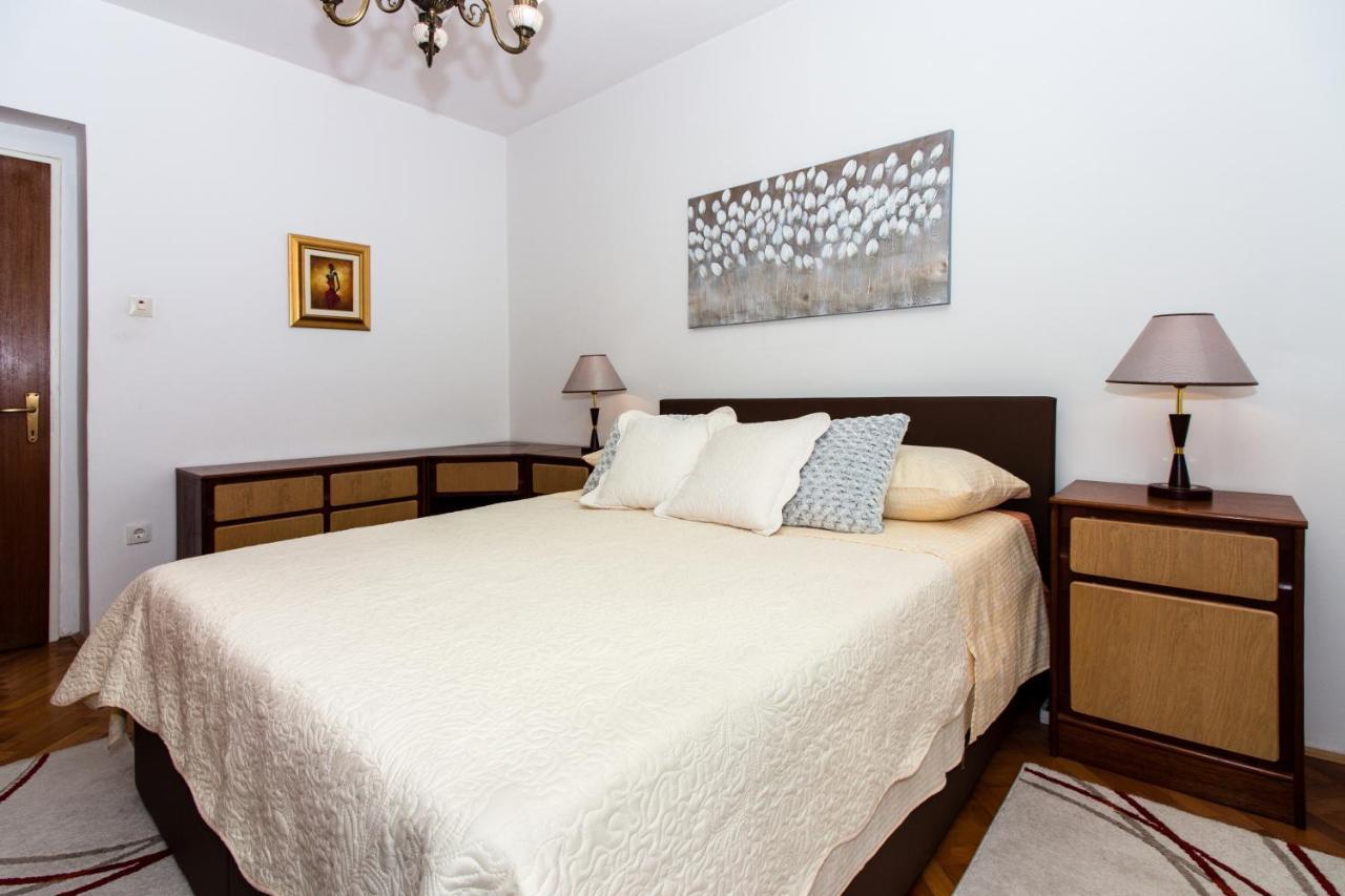 Apartment Gordana Spalato Esterno foto